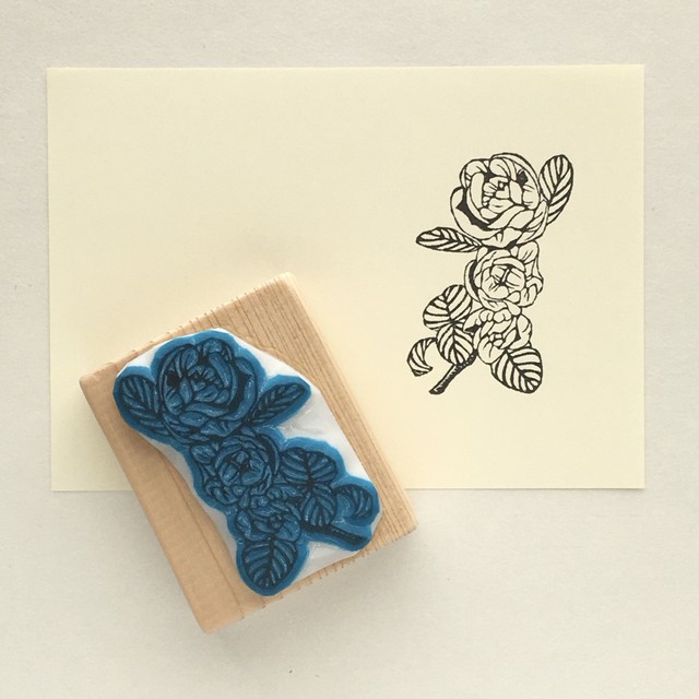 一点限り ボケの花のはんこ 消しゴムはんこの紫糸