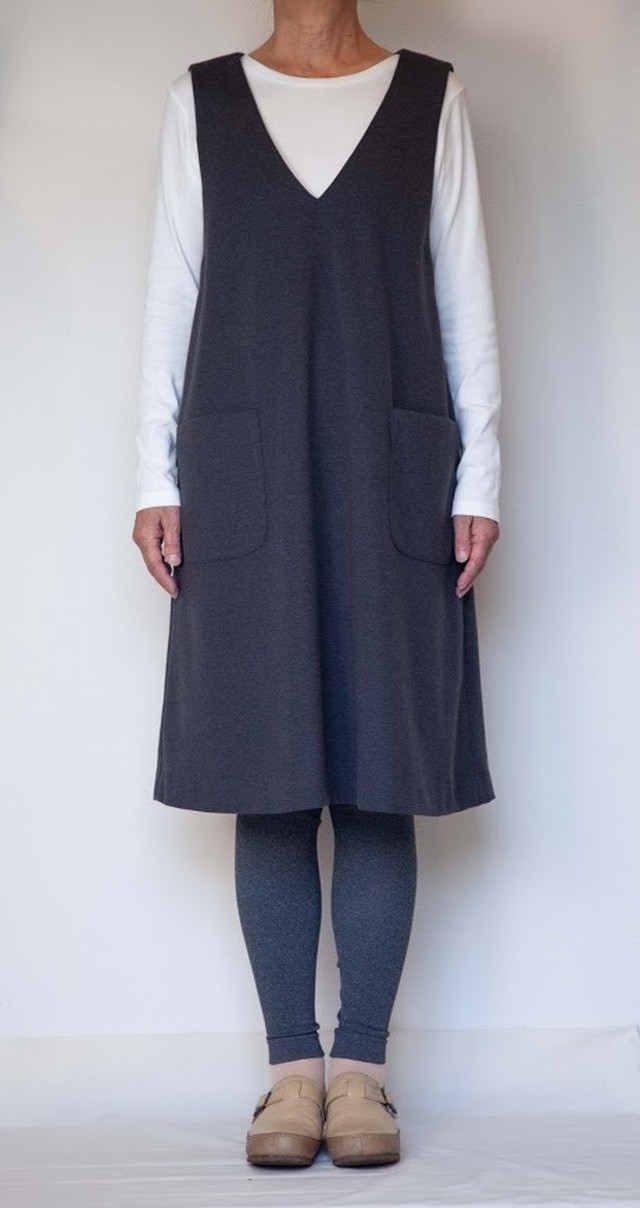 Vネックジャンパースカートの型紙 裏無し Jasminemake