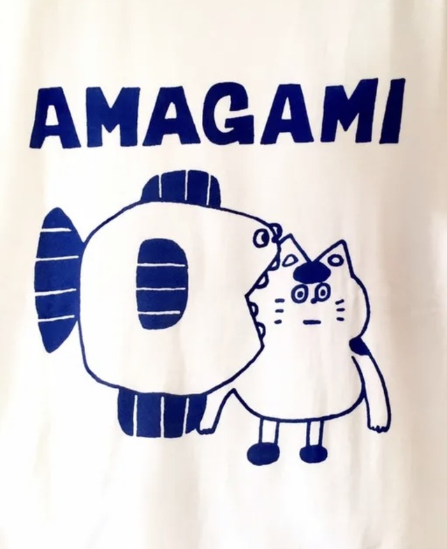 猫と魚 ネイビーtシャツ 甘噛み 松岡マサタカ の ネットショップ