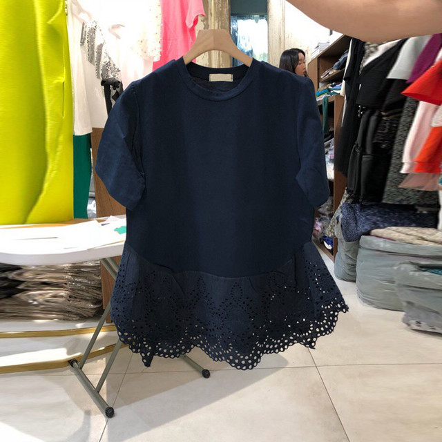 全2色 裾フリルtシャツ トップス 半袖 ラウンドネック プルオーバー 無地 レース フリル かわいい きれいめ カジュアル 夏 リゾート デイリー ホワイト ネイビー Like Fashion