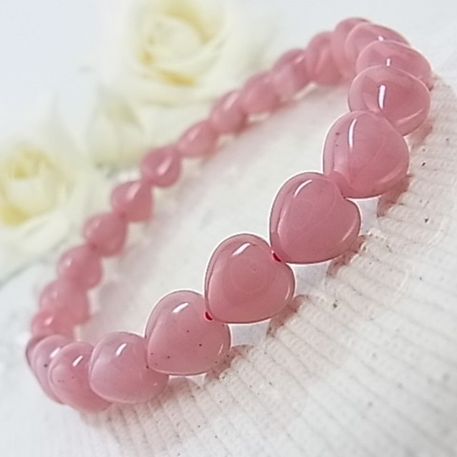 訳あり破格値 グァバクオーツ ぷっくり ハート型 可愛い ピンク 恋愛運アップ 女性性 ブレスレット B100 Larimarmj
