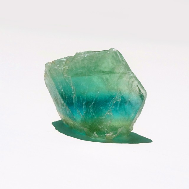 蛍石 フローライトの欠片 Fluorite 鉱物 グラデーション 原石 鉱石 Backlane