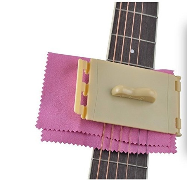 The String Scrubber 簡単ストリング クリーナー 指板汚れも クリーニング 弦を挟んで弦と指板を同時クリーニング ギター ベース弦楽器対応 ギターメンテナンス用品 Shopbluesky