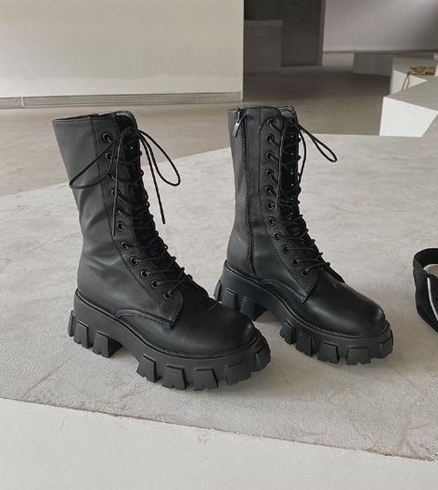 ブーツ レディース ショートブーツ 可愛い 編み上げブーツ 厚底 Puブーツ Puシューズ 幅広 履きやすい 疲れない ブラック ホワイト お洒落 きれいめ 韓国風 安い フラット 軽い Dress No Sato