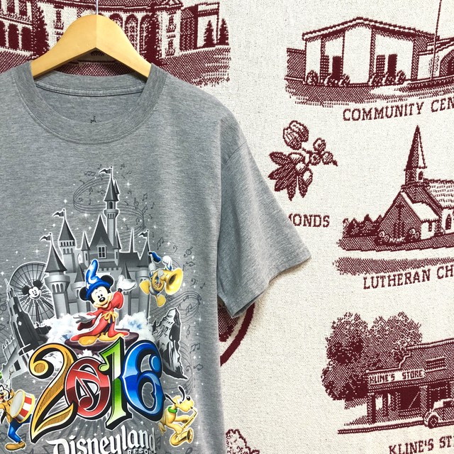 M アメリカ古着ディズニー Tシャツ 半袖tシャツ ファンタジアミッキー グーフィー ドナルド プルート 古着屋エバレット