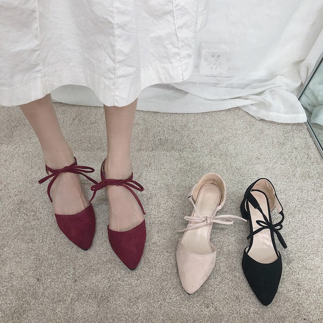 レディース パンプス ローヒール ストラップ リボン ポインテッドトゥ 無地 きれいめ スエード おしゃれ トレンド 上品 秋 冬 Fsk1316 Alice Mode