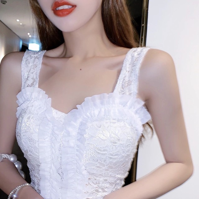 volume lace camisole