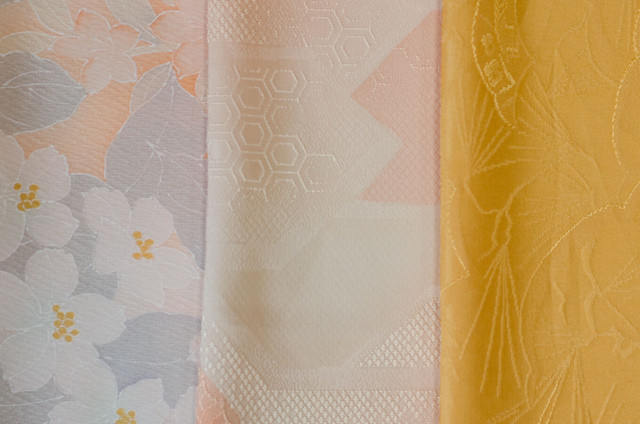 正絹 着物はぎれ10枚セット 黄 オレンジ系 和小物 つまみ細工に うさぎのしっぽ