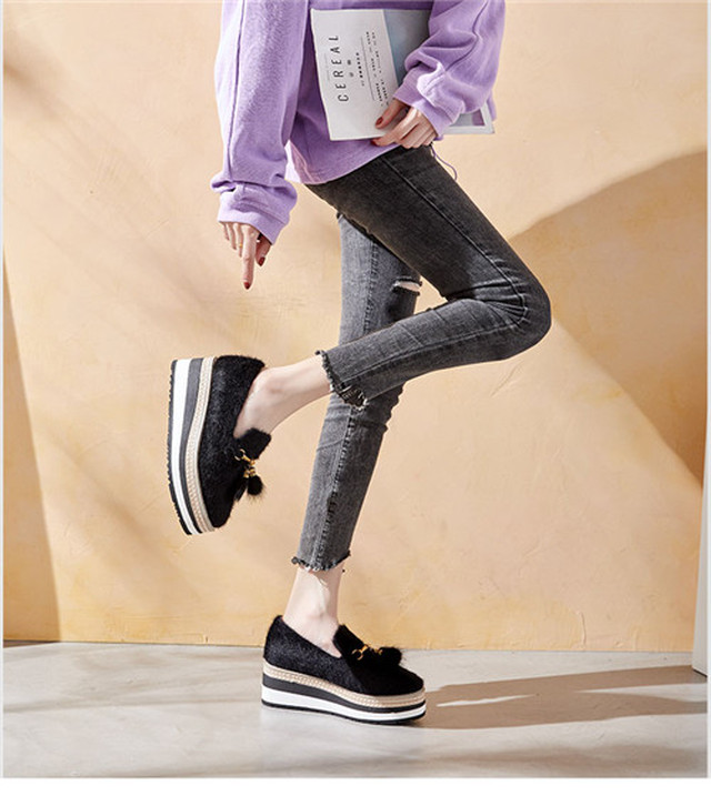 ボンボン厚底もこもこスニーカー風パンプス Adcat デザイナーズレディースシューズメーカー アドキャット