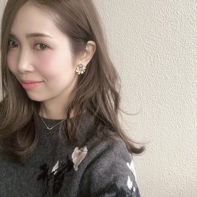 【イヤリング】人気 グレーとイエローのスワロフスキーイヤリング アクセサリー