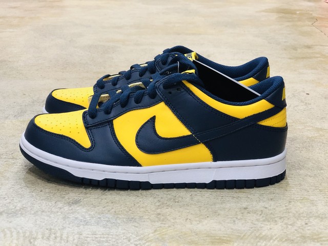 Nike Gs Air Nike Dunk Low Retro Michigan Varsity Maize Midnight Navy Whiteナイキ ダンク ロー レトロ Gs ミシガン バーシティ メイズ ミッドナイト ネイビー ホワイト Cw1590 700 Inception