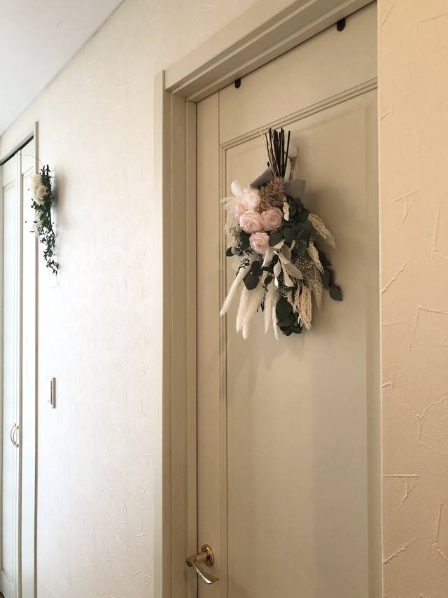 ローズのスワッグ プリザーブドフラワー 壁掛け 置き型両用 プリザーブド アーテフィシャルフラワー トキノハナ