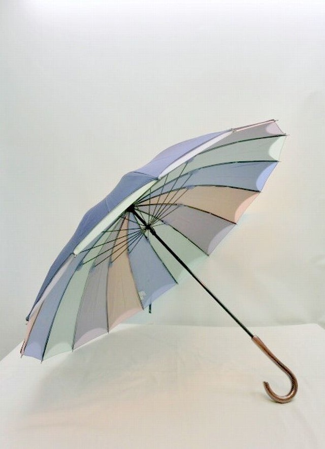 雨傘 傘 ファッション小物 レディースファッション 通年 長傘 婦人 16本骨 表無地 裏4色2重張 切り継ぎ 手開き傘 二重張り 手開き 無地 裏面カラフル オシャレ キュート 雨の日 3001 Tre Fiore