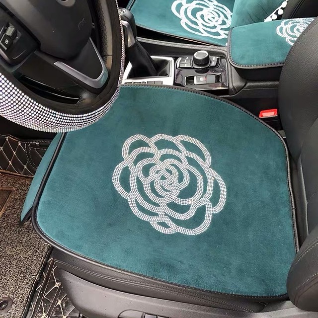 3点セット 高級感 人気 座るマット カーシート 車内アクセサリー 自動車 Melissa 送料無料