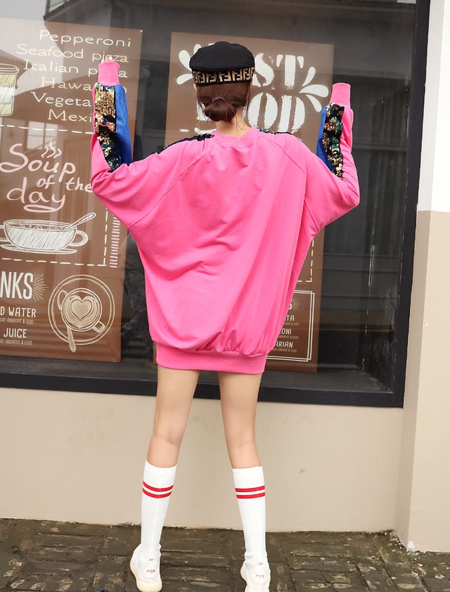 かわいい犬イラストスパンコールストリートオルチャンファッションピンクスウェットトレー アメカジ ストリート系レディース韓国オルチャンファッション 通販ショップ アドーカブル