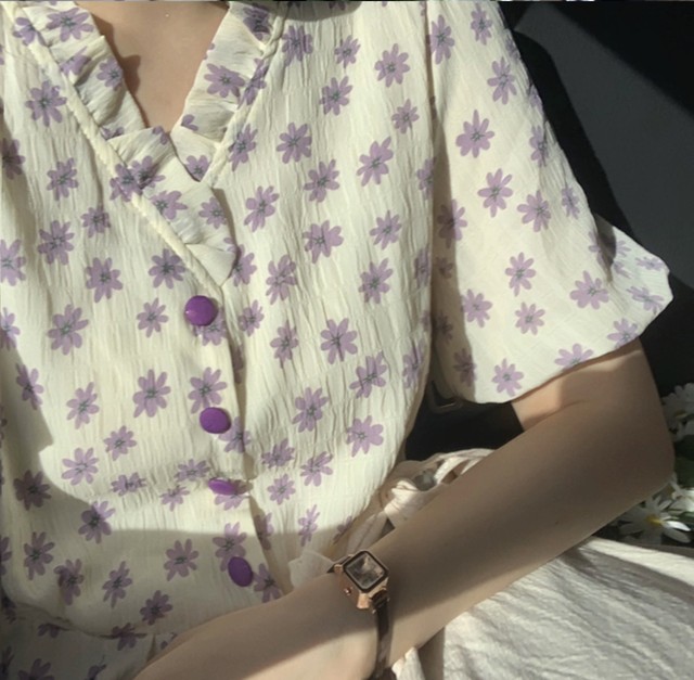 レディースファッションミニワンピース ロングワンピース 花柄 ギャル風 Vネック 半袖 春夏コーデ 新作 More Lluze モア ルーゼ