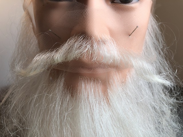 付け髭 ロング 白 西川ひげ工房