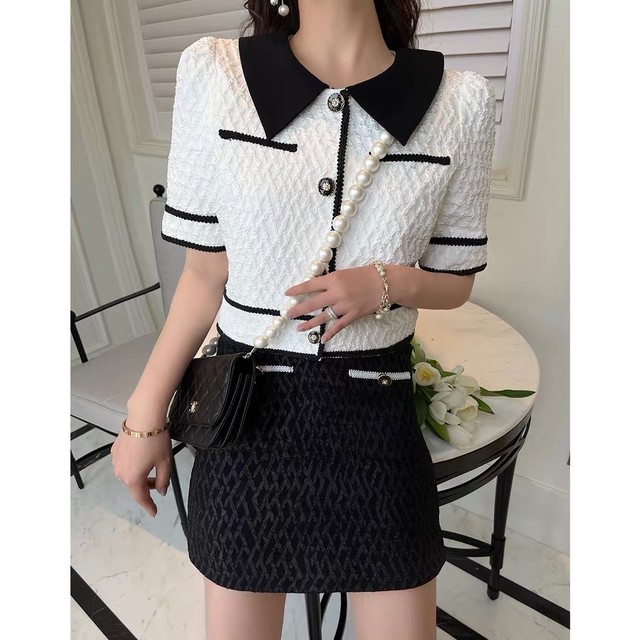 monotone elegant set up