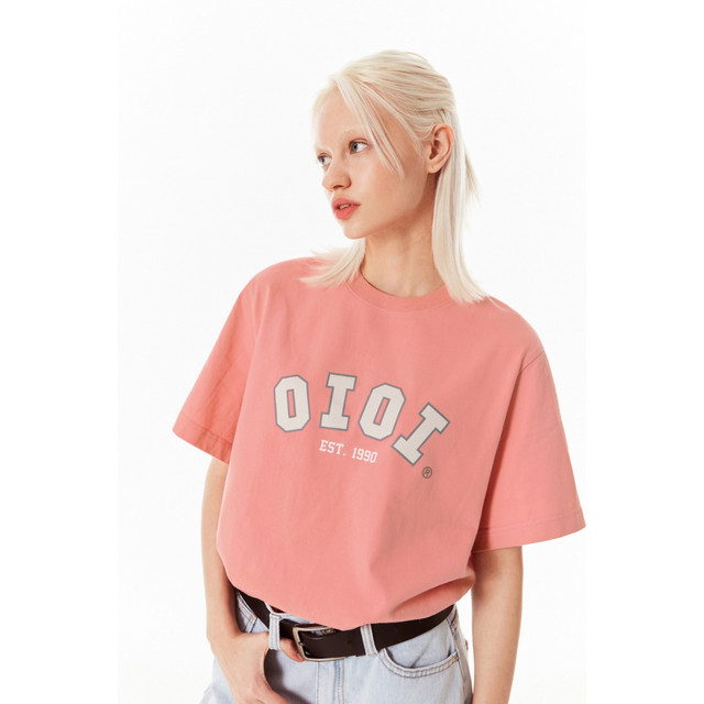5252 By Oioi 21 Signature T Shirts Pink 正規品 韓国ブランド 韓国ファッション 韓国代行 韓国通販 Tシャツ Bonz 韓国ブランド 代行