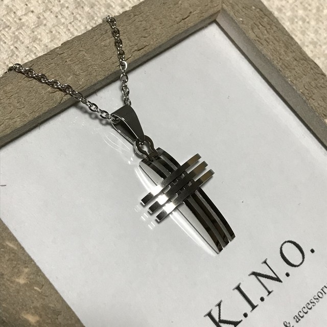チェック クロスモチーフ ステンレス ネックレス K I N O