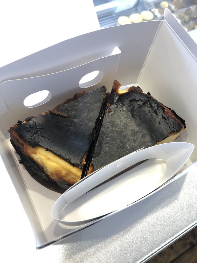 ケーキ2切セット バスクチーズケーキ2切 ニコラフーズ株式会社 ニコラ ハーブ