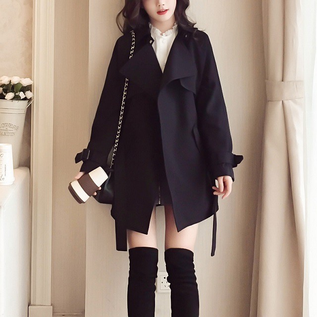 トレンチ風 ショートコート ハーフコート テーラード ジャケット ミニ丈 ボタンなし ベルト付き 袖絞り 春服 秋服 通勤 トレンド アウター 2色 M L レディース 韓国 ファッション A0015 Aeka Clothet