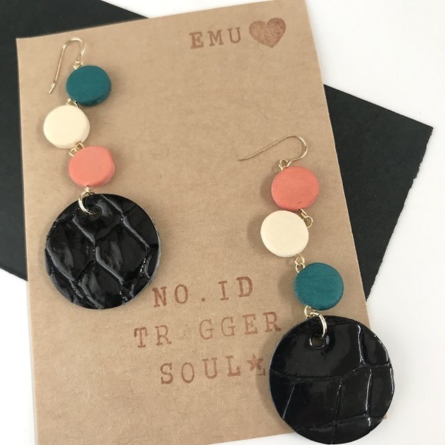 Triggersoul Emu 冬の新作コラボ ブラッククロコダイル カラフルウッド ピアス Emu