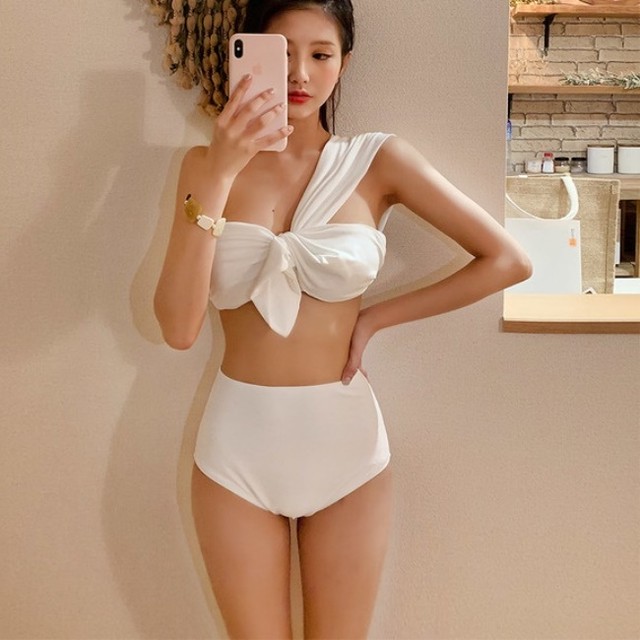 お尻 スリム 頑丈 白 ビキニ かわいい Huck40 Com