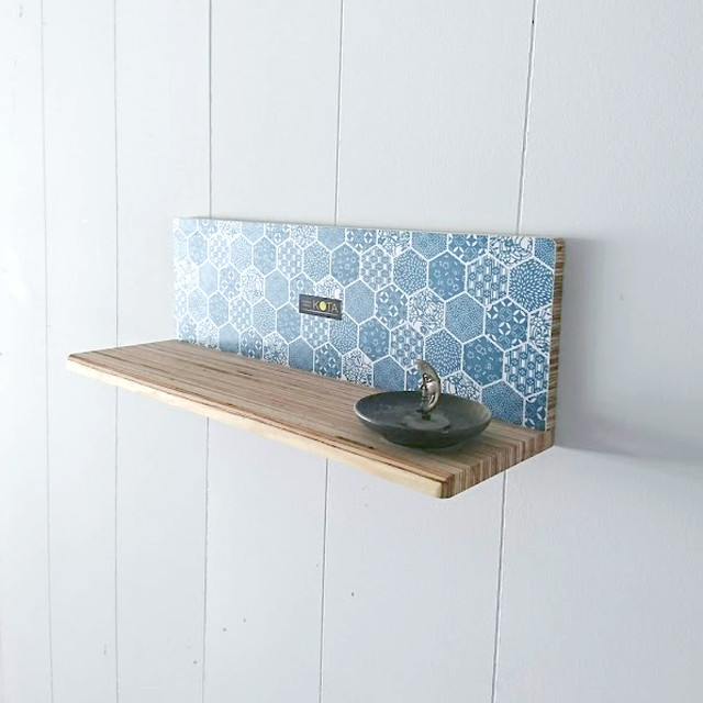 Kotaオリジナル 和柄l型飾り棚 和柄ブルー 棚板 壁収納 和柄 国産 木 杉 ハンドメイド 手作り 箱 収納 棚 小物 飾り棚 オリジナル Kota 北海道 Hand Made 家具