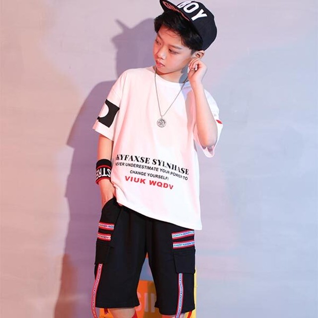 子供服 キッズ ダンス衣装 男の子 ボーイズ セットアップ 上下セット Hiphop ヒップホップ トップス パンツ ボトムス ジャージ Tシャツ 半袖 半ズボン カジュアル おしゃれ お洒落 かっこいい 子ども服 こども服 ジュニア 110 1 130 140 150 赤 レッド 白 ホワイト
