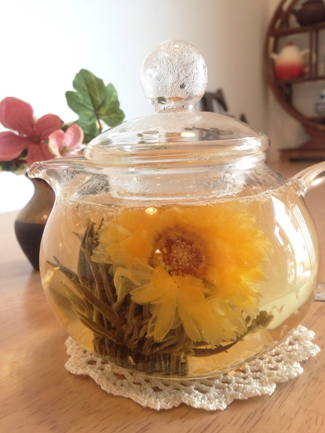 中国茶 工芸茶セット 3種類のカーネーション入り高級工芸茶セット 送料無料 Hanasouvi S Tea 中国茶 工芸茶セット 3種類のカーネーション入り高級工芸茶セット 送料無料 Hanasouvi S Tea