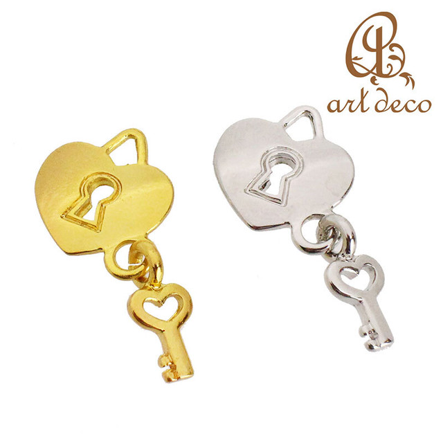 チャーム ハート キー 鍵 錠 10個 26mm 14mm Cha 507 パーツ アクセサリー オリジナル ハンドメイド 材料 卸 装飾 ペンダント キーホルダー 問屋 卸売り アクセサリーパーツ アールデコ