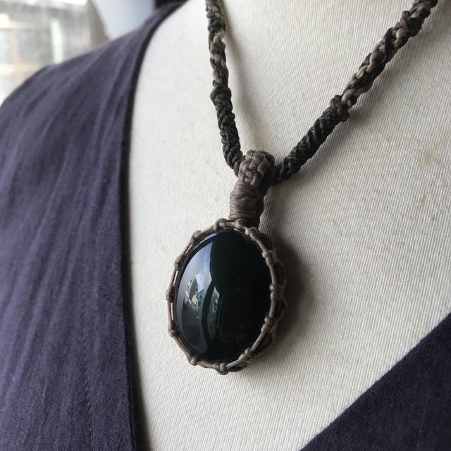 レインボー オブシディアン 天然石 マクラメ編みネックレス Gallery Guesthouse 上田屋