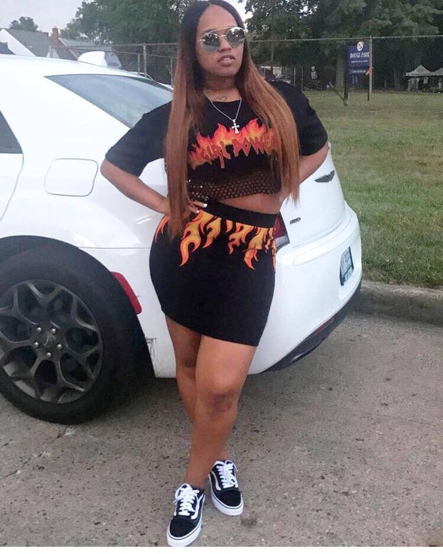 ファイヤーパターン セットアップ メッシュ 夏服 春服 スト系 ストリート系 ミニスカ 送料込 海外インポート Queen Of Liberty