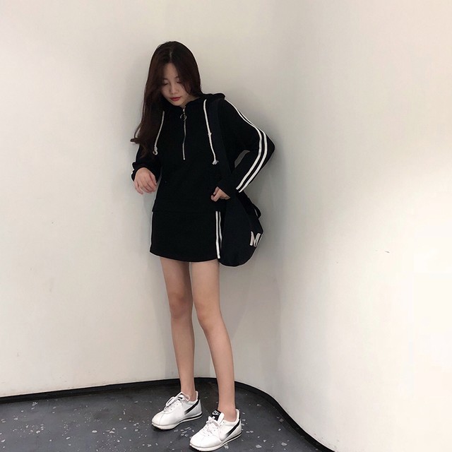 スポーティー女子 セットアップ ジャージ風 スウェット サイドライン ミニスカート パーカー ルームウェア 部屋着 パジャマ デイリー 長袖 Ptnym21 Shop Suba