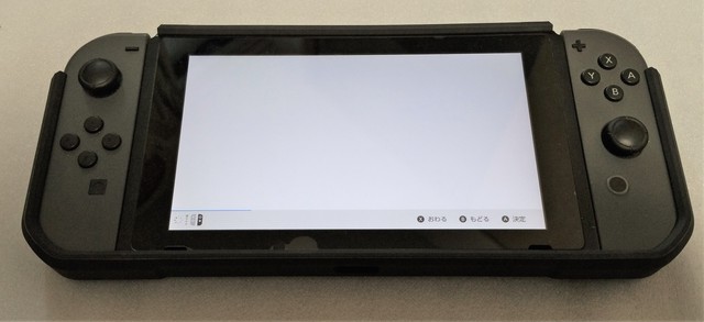 Switch ケース 耐衝撃カバー グリップ力up 携帯モード 充電しながらゲーム可能 お子様に スタート