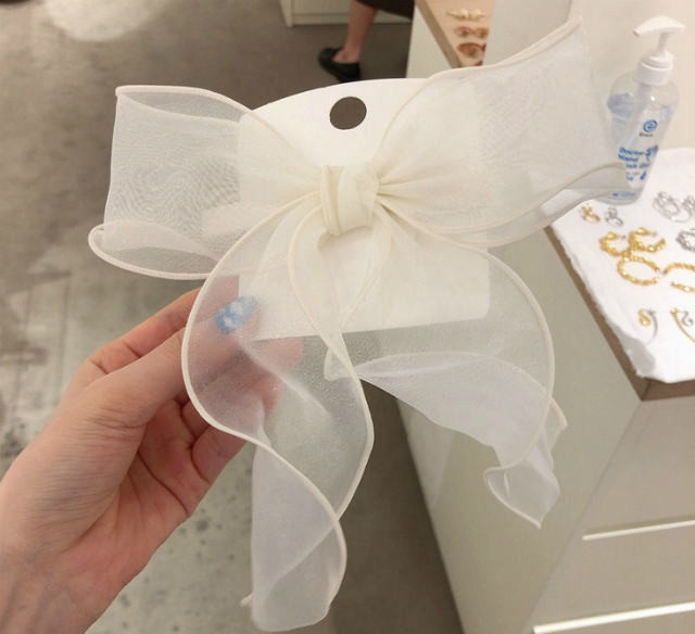 レディース シフォン リボン バレッタ 髪飾り アクセサリー 女性 かわいい リボン デートお出かけ 髪飾り 卒業式 入学式 ヘア アクセサリー バレッタ 髪かざり 韓国 送料無料 韓国レディース キッズファッション Londonbridge ロンドンブリッジ