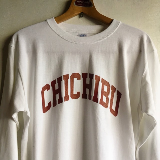 Chichibuロングスリーブtシャツ ホワイト えんじ色ロゴ Ubudoya