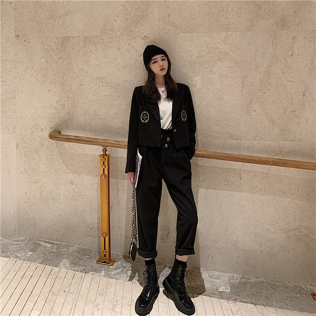 リアルs 19香港フレーバー冬の新しいファッションeignウールネット赤小さな香りスタイルバッジスーツ アリババ レッド ウィンター 冬物 新作 定番 レディース 送料無料 Spb レディース 韓国ファッション 直輸入通販 セクシーワンピース クール