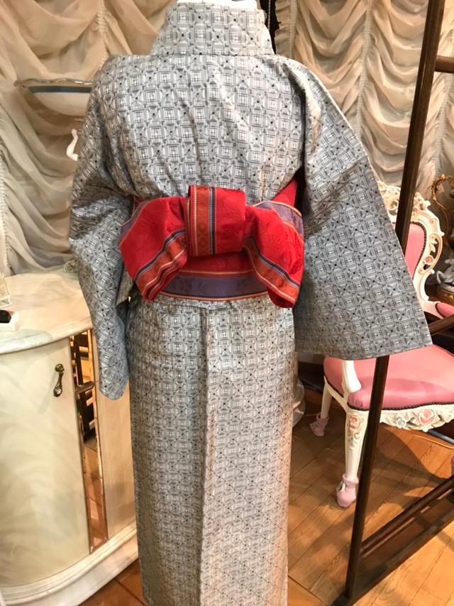大島紬 グレー 着物 外出着 和装 和服 普段着 おしゃれ着 お稽古 New York アルテミス店