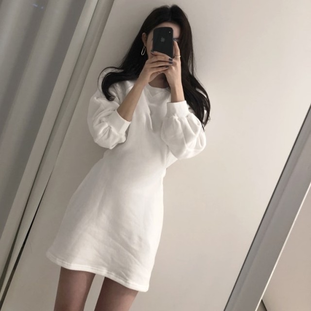 ミニワンピース 春 スウェット ワンピース 韓国 ファッション 春服 レディース バックシャン カットアウト セクシー ワンピ ラグラン袖 ボリューム袖 くすみピンク オフホワイト ネイビー ワンピース ミニ丈 Vestito