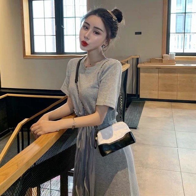 デザイン性高い ワンピース Moms