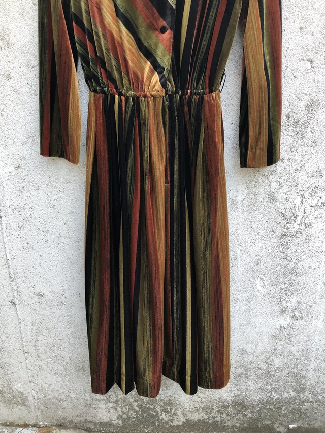 レトロヴィンテージワンピース 古着屋 Roomik