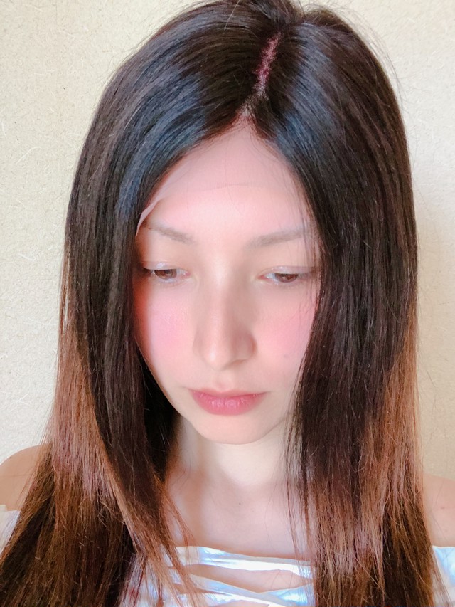 人毛100 レミー毛 グラデーション ストレート フロントレースウィッグ レース総手植え Boutique Betty Wig