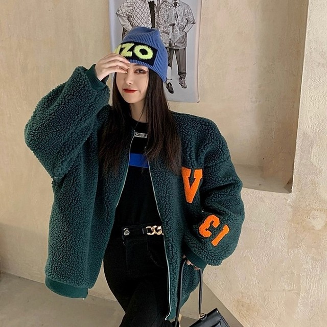 レディース 春 秋 冬 アウター ブルゾン 羽織 アウター ジップアップ リバーシブル 2way ゆったり もこもこ ロゴ ダボダボ オーバーサイズ ボア ブルゾン シンプル カジュアル 大人可愛い かっこいい メンズライク おしゃれ お出かけ デート 女子会 通学 学生 キャンパス
