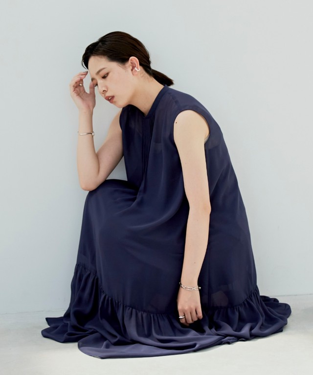 ノースリーブピンタックシアーマキシワンピース Nvy Aunt Marie S