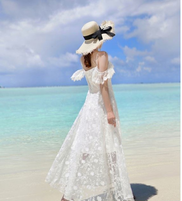 リゾート映えするキャミワンピース リゾートワンピ レディース 大きいサイズ 結婚式 マキシワンピース ロング 白 きれいめ パーティードレス 夏 海 ビーチワンピ Lalas