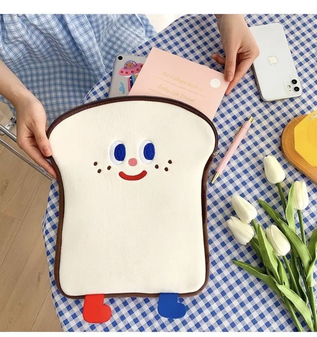 Bread Ipad Case Kr 食パン ポーチ パソコン タブレット ぱん 韓国 Jesuismarquepage