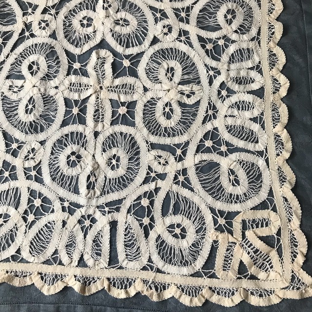 素晴らしいバテンレースのマット Chouette