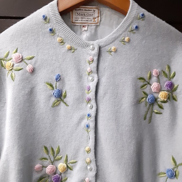 50 60 S Flower Embroidery Cardigan 50 60年代花立体刺繍カーディガン Small Change ヴィンテージ 古着 Smallchange スモールチェンジ